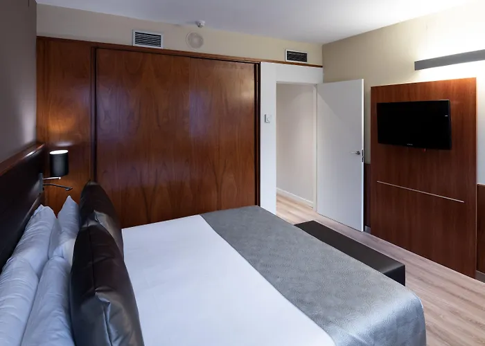 Catalonia Diagonal Centro 4* ברצלונה