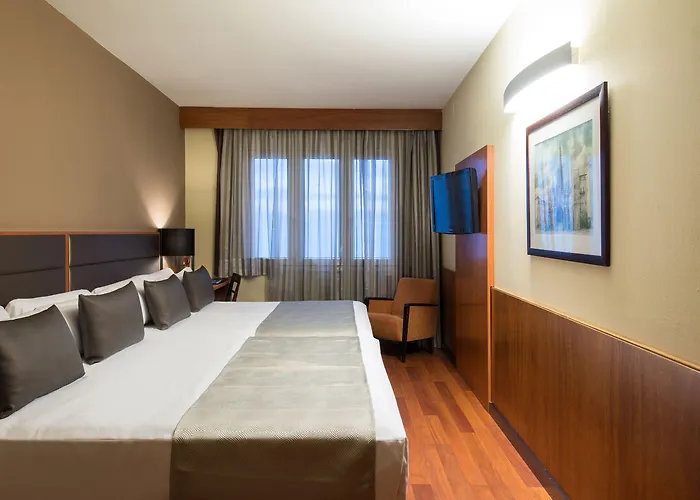 Catalonia Diagonal Centro 4* ברצלונה