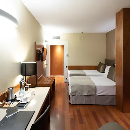 Catalonia Diagonal Centro Hotel 4*