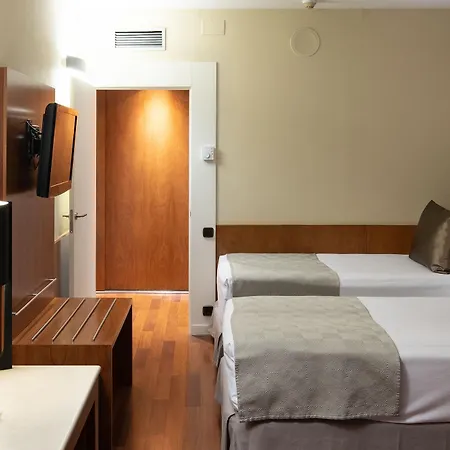 Otel Catalonia Diagonal Centro 4*