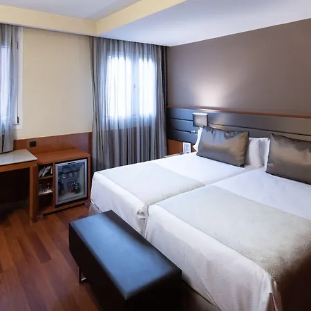 Hotel Catalonia Diagonal Centro 4*