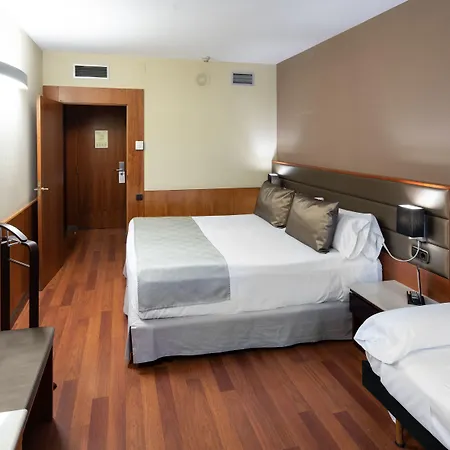 Catalonia Diagonal Centro Hotel 4*