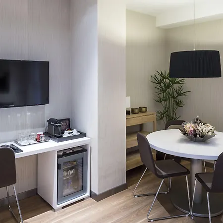 Hotel Catalonia Diagonal Centro 4*