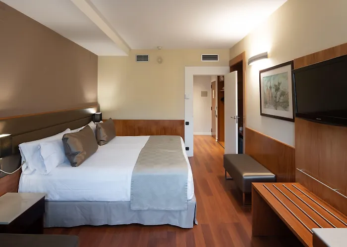 Hotell Catalonia Diagonal Centro 4*